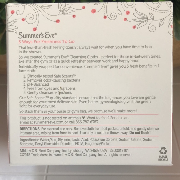 Summer's Eve Sheer Floral Cleansing Cloths - Picture 2 of 4